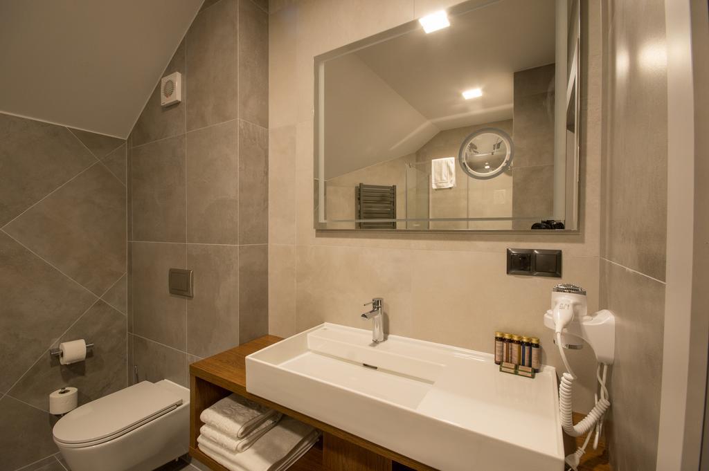 Rezydencja Sosnowa Luxury Hotel Janów Lubelski Quarto foto